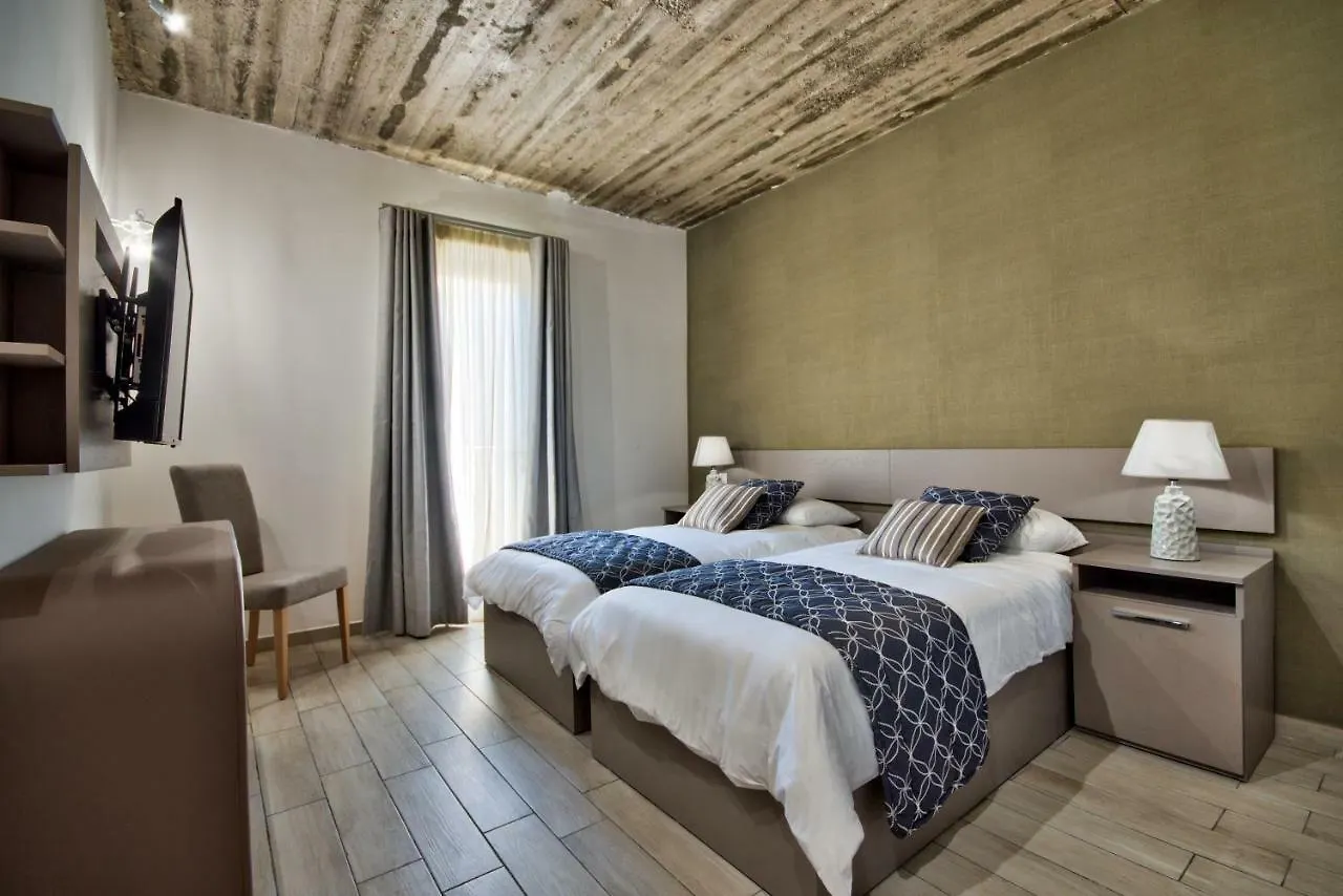 Cozy Rooms Hotel Sliema