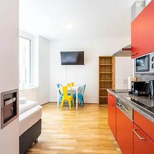 Feelgood Smartliving | Contactless Check-in Vídeň