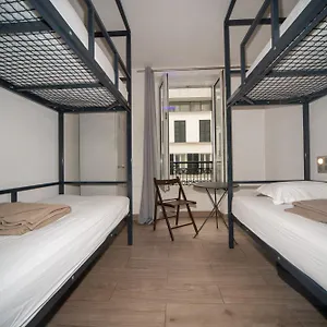 Enjoy Albergue Paris