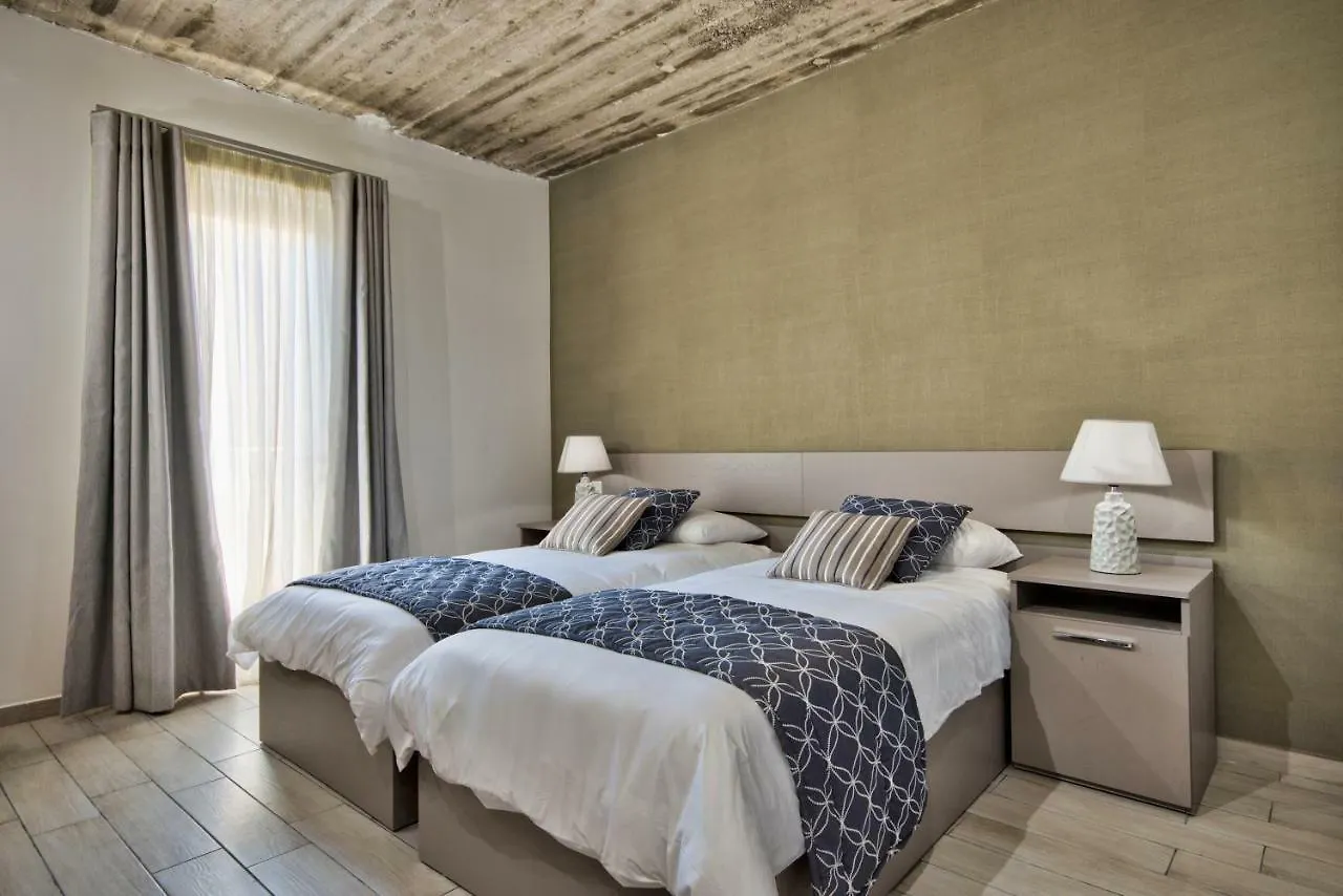 Cozy Rooms Hotel Sliema